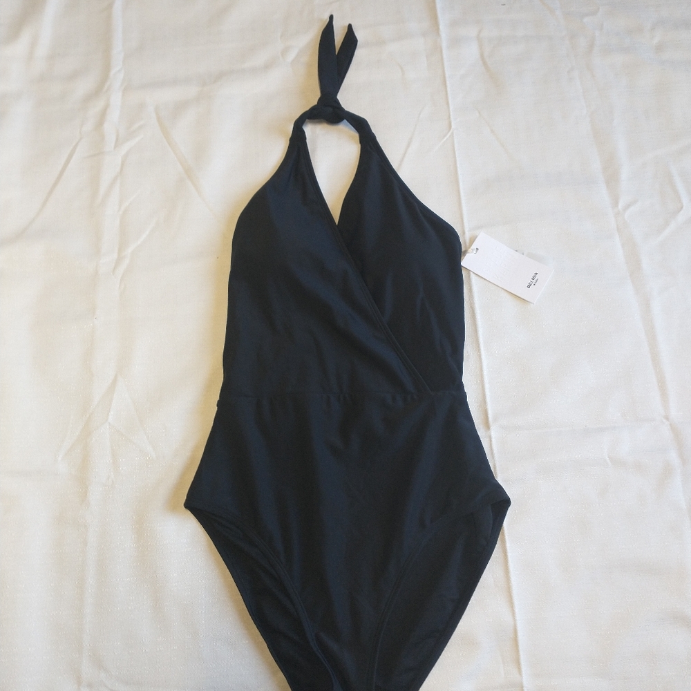 Grace karin swimsuit size Small.       M